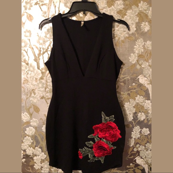 Night Out Short Dress ❤️ - Picture 2 of 2